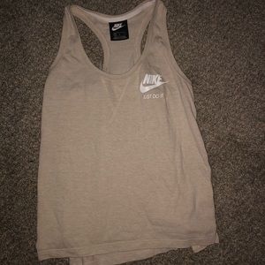 Nike workout top
